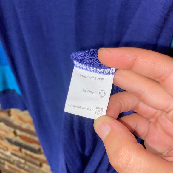 Women's Blue Color Block Pullover Lightweight Knit Sweater Size Large - Picture 5 of 6